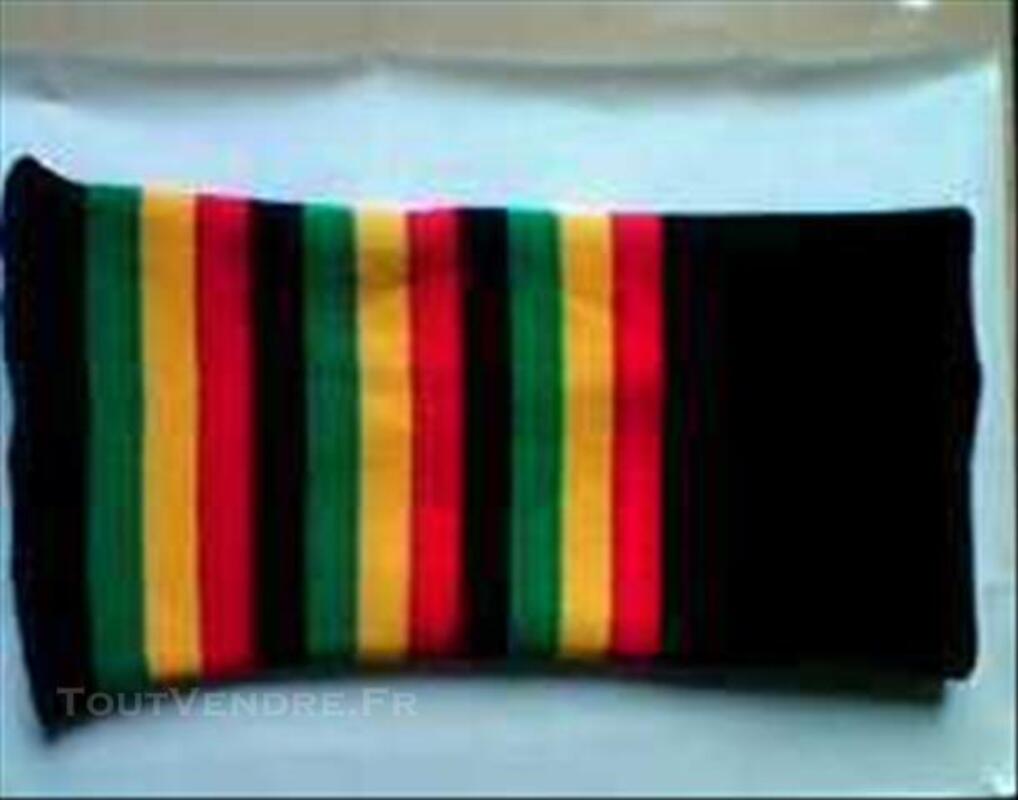 Echarpe tube multifonction noir,jaune,vert,rouge 84043647